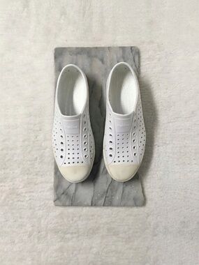 Native Jefferson All-White Perforated Slip On EVA Sneakers Shoes Size 10